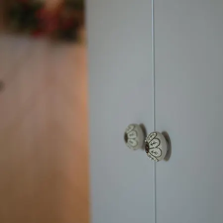 Apartment 1006 M N P M *