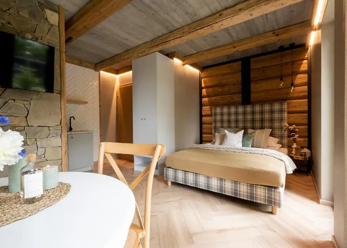 1006mnpm Jacuzzi W Cenie בוסטריק