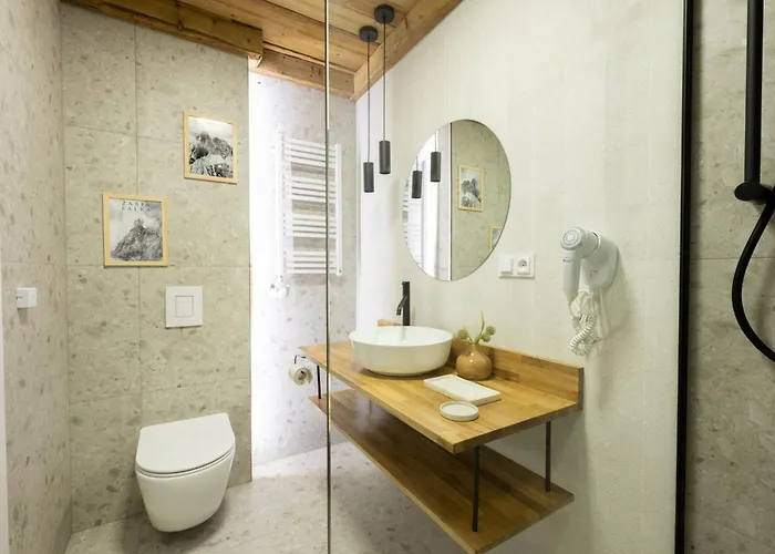 1006mnpm Jacuzzi W Cenie דירה